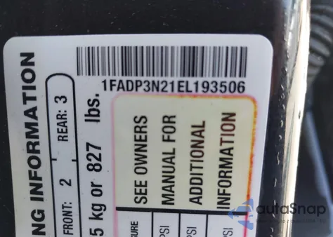 2014 Ford Focus Titanium z USA, uszkodzony, nr VIN 1FADP3N21EL193506